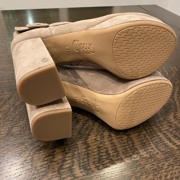 NIB Sam Edelman Alie Platform Bootie in Flint Grey - Picture 7 of 9